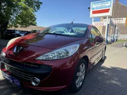 Rot Gebraucht 2008 Peugeot 207 CC Filou Cabrio | 4.350 € (Fairer Preis)