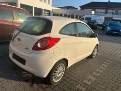 Crystalweiß Gebraucht 2015 Ford Ka Trend Kleinwagen | 2.200 € (Guter Preis)