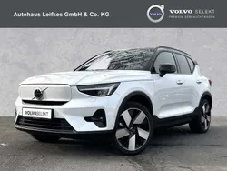 Cyrstal white Gebraucht 2022 Volvo XC40 Ultimate SUV | 36.900 € (Teuer)