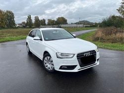 Weiß Gebraucht 2015 Audi A4 Ambiente Kombi | 11.000 € (Guter Preis)