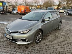 Gebraucht 2017 Toyota Auris Style Limousine | 17.500 € (Teuer)