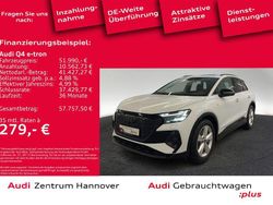 2y gletscherweiß metallic Gebraucht 2025 Audi Q4 e-tron S-Line SUV | 51.990 €