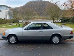 Grau Gebraucht 1989 Mercedes 230 Coupé | 8.000 €
