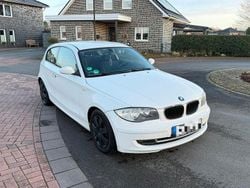 Weiß Gebraucht 2008 BMW 118 Kleinwagen | 2.200 € (Guter Preis)