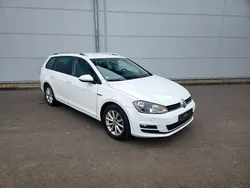 Weiß Gebraucht 2015 VW Golf VII LOUNGE Kombi | 7.600 € (Fairer Preis)