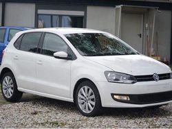 Weiß Gebraucht 2012 VW Polo Highline Kleinwagen | 5.300 € (Fairer Preis)
