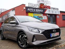 Grau Gebraucht 2023 Hyundai i20 Trend Kleinwagen | 14.790 €
