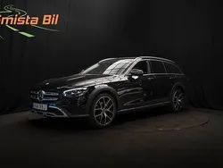 Schwarz Gebraucht 2022 Mercedes E220 Premium Limousine | 31.999 €
