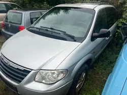Silber Gebraucht 2005 Chrysler Grand Voyager Van / Kleinbus | 1.250 € (Fairer Preis)