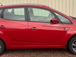 Rot Gebraucht 2019 Hyundai i20 Space Van / Kleinbus | 12.990 €