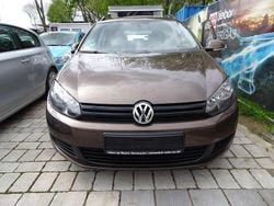 Toffeebraun metallic Gebraucht 2012 VW Golf VII Trendline Kombi | 3.800 € (Guter Preis)