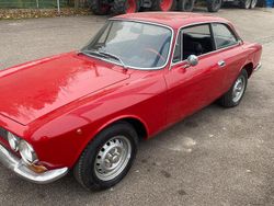 Rot Gebraucht 1975 Alfa Romeo GT Junior Coupé | 25.950 €
