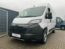 Graphit grau Neu 2024 Peugeot Boxer Van | 32.490 € (Fairer Preis)