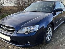 Blau Gebraucht 2004 Subaru Legacy Limousine | 9.999 €