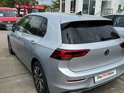 Silber Gebraucht 2022 VW Golf VIII Active Limousine | 21.000 € (Guter Preis)