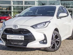 Platinumweiß perleffekt Neu 2025 Toyota Yaris Hybrid Comfort Kleinwagen | 24.390 € (Fairer Preis)