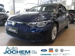 Blau Gebraucht 2020 VW Golf VIII Life Kleinwagen | 20.990 € (Fairer Preis)