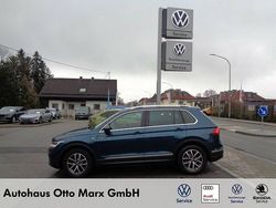 Nightshade blue (blau) Gebraucht 2021 VW Tiguan Life SUV | 27.490 € (Teuer)