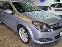 Silber Gebraucht 2006 Opel Astra GTC Cosmo Coupé | 3.999 € (Fairer Preis)