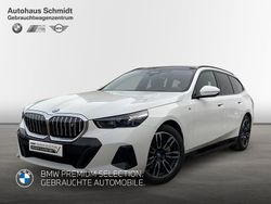 Alpinweiß uni Gebraucht 2025 BMW i5 M Sport Kombi | 60.620 € (Guter Preis)