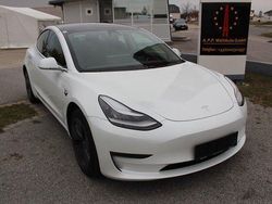 Weiß Gebraucht 2020 Tesla Model 3 Long Range AWD Limousine | 25.600 € (Fairer Preis)