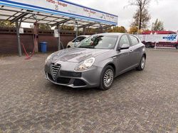 Grau Gebraucht 2014 Alfa Romeo Giulietta Turismo Kleinwagen | 4.700 € (Fairer Preis)