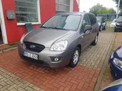 Grau Gebraucht 2010 Kia Carens Van / Kleinbus | 3.880 € (Fairer Preis)