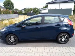 Blau Gebraucht 2015 Ford Fiesta Trend Kleinwagen | 6.250 € (Fairer Preis)