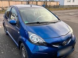 Blau Gebraucht 2007 Toyota Aygo Kleinwagen | 2.000 € (Guter Preis)
