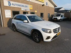 Weiß Gebraucht 2018 Mercedes GLC350 Sportline Van / Kleinbus | 21.000 €