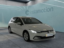 Weiß Gebraucht 2024 VW Golf VIII Limousine | 27.290 € (Guter Preis)