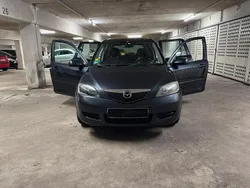 Silber Gebraucht 2007 Mazda 2 Kleinwagen | 1.500 €