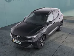 Schwarz Gebraucht 2023 Volvo XC40 Plus SUV | 40.400 € (Teuer)