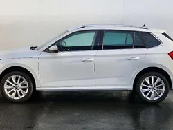 Moonweiss metallic Gebraucht 2023 Skoda Kamiq Style SUV | 22.800 € (Fairer Preis)