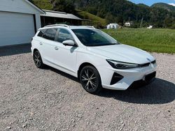 Weiß Gebraucht 2022 MG MG5 EV Luxury Kombi | 17.850 €