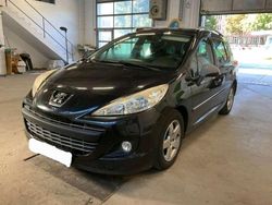 Noir obsidien Gebraucht 2011 Peugeot 207 Family Kombi | 4.800 € (Fairer Preis)