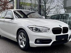 Weiß Gebraucht 2018 BMW 118 Sport Line Kleinwagen | 11.700 € (Fairer Preis)