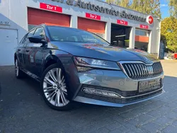 Grau Gebraucht 2019 Skoda Superb LAURIN & KLEMENT Kombi | 23.999 € (Guter Preis)