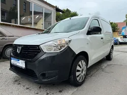 Weiß Gebraucht 2017 Dacia Dokker Express Essentiel Van | 7.995 € (Guter Preis)