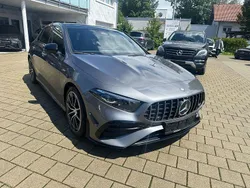 Grau Gebraucht 2024 Mercedes A35 AMG AMG Limousine | 45.900 € (Fairer Preis)