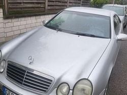 Grau Gebraucht 2001 Mercedes CLK200 Avantgarde Coupé | 900 € (Superpreis)