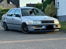 Grau Gebraucht 1994 VW Vento GT Limousine | 4.500 €