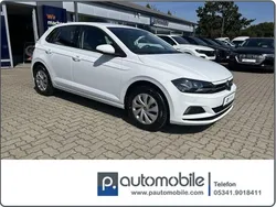 Weiß Gebraucht 2021 VW Polo Comfortline Limousine | 12.980 € (Guter Preis)
