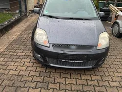 Schwarz Gebraucht 2007 Ford Fiesta Ambiente Kleinwagen | 1.799 € (Guter Preis)