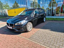 Schwarz Gebraucht 2017 BMW 220 Sport Line Van / Kleinbus | 12.900 € (Fairer Preis)