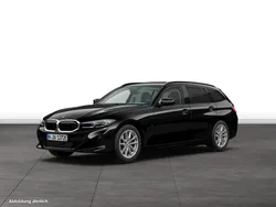 Schwarz Gebraucht 2024 BMW 330e Kombi | 49.162 € (Teuer)