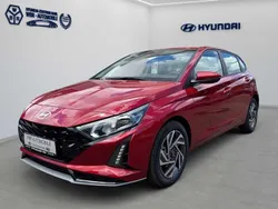 Dragon red Neu 2025 Hyundai i20 Trend Limousine | 24.390 € (Etwas zu teuer)