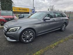 Grau Gebraucht 2016 Mercedes C300 Avantgarde Limousine | 21.750 € (Superpreis)