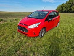 Rot Gebraucht 2014 Ford B-MAX Ambiente Van / Kleinbus | 6.500 € (Guter Preis)