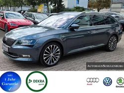 Grau Gebraucht 2016 Skoda Superb LAURIN & KLEMENT Kombi | 20.999 € (Fairer Preis)
